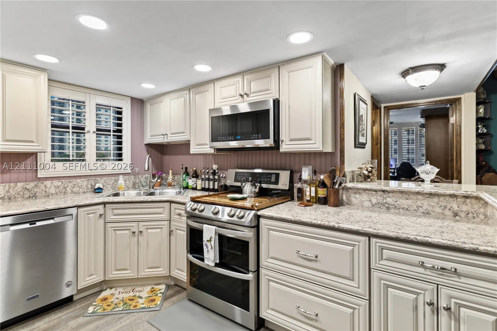 1500 S Ocean Dr #2G