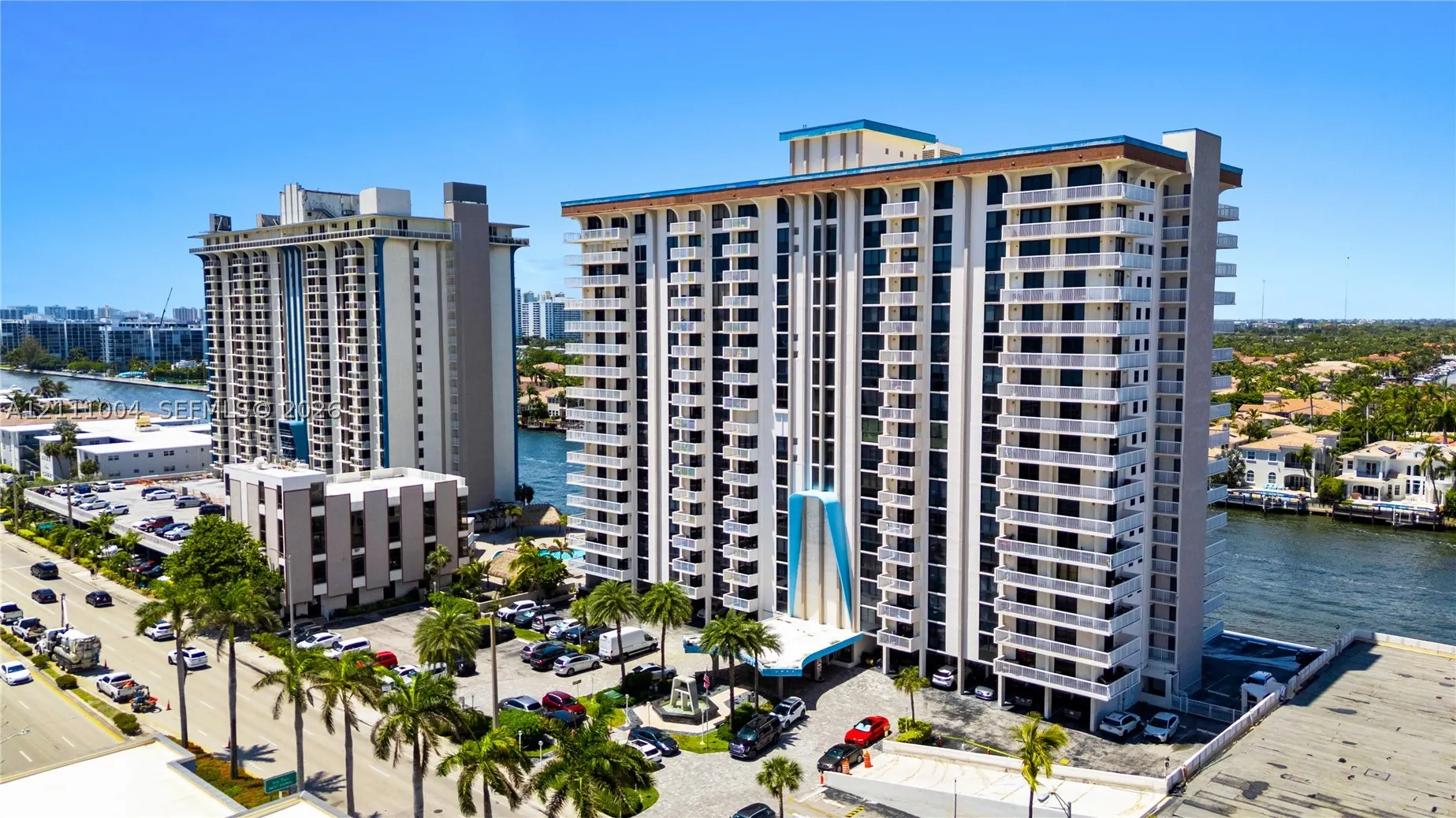 1500 S Ocean Dr #2G
