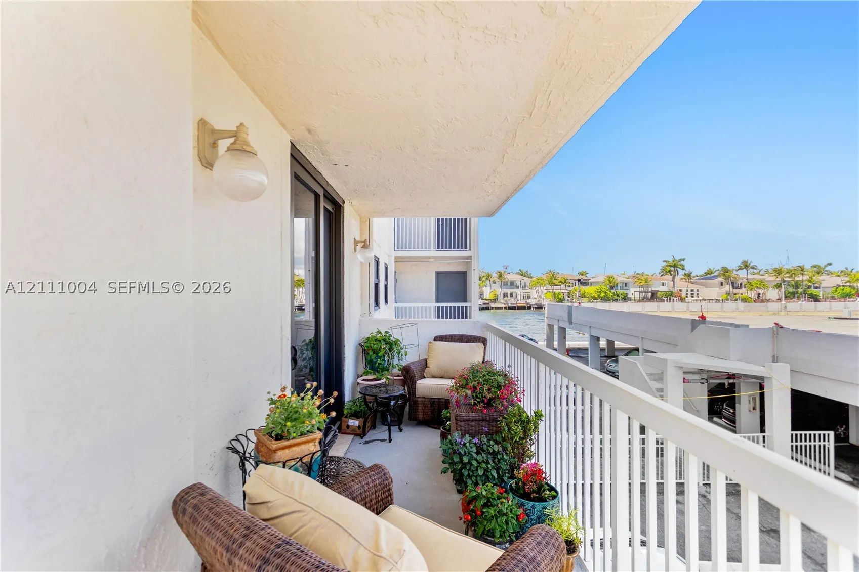 1500 S Ocean Dr #2G
