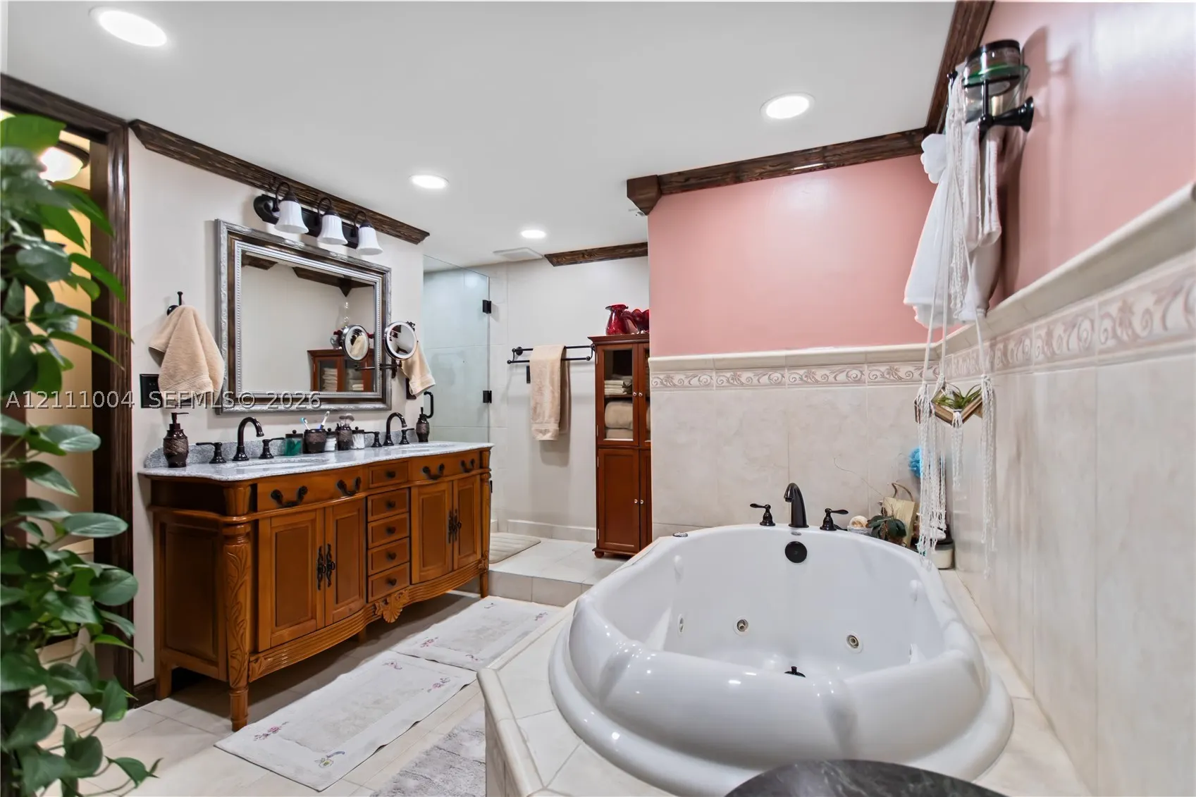 1500 S Ocean Dr #2G