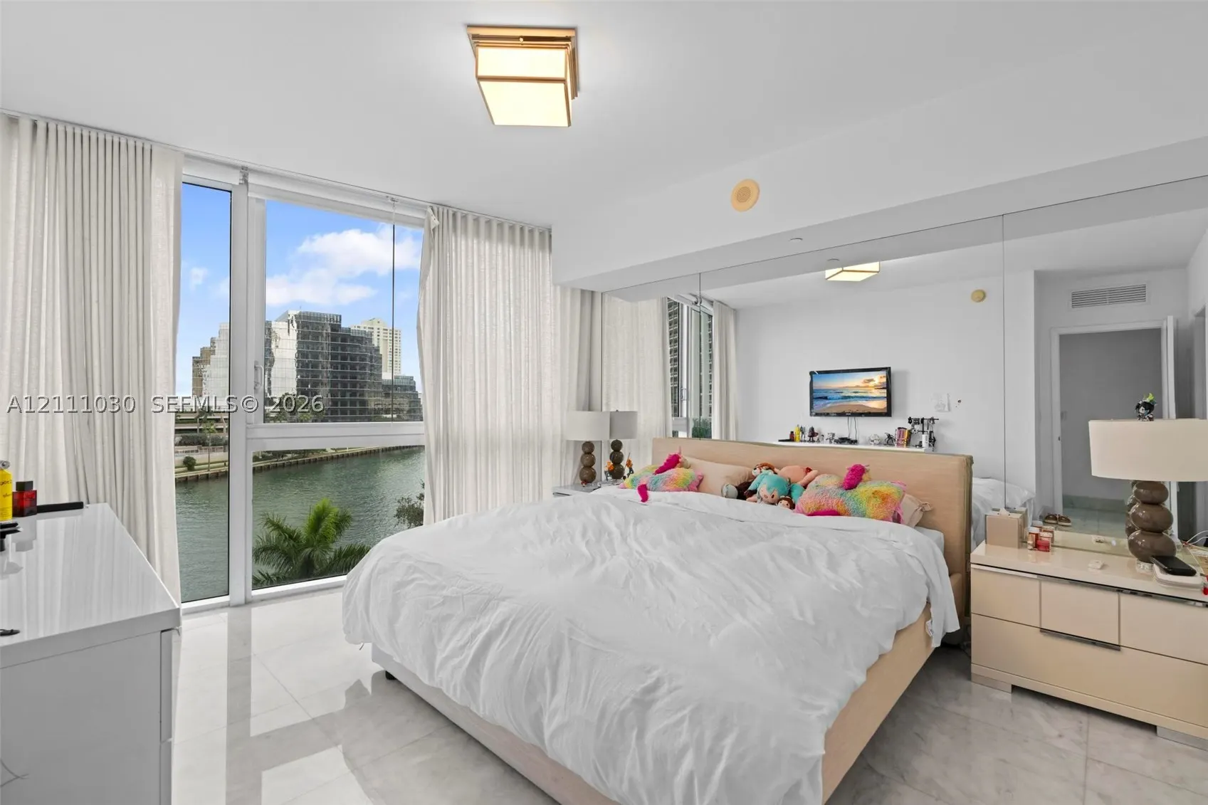 495 Brickell Ave #501