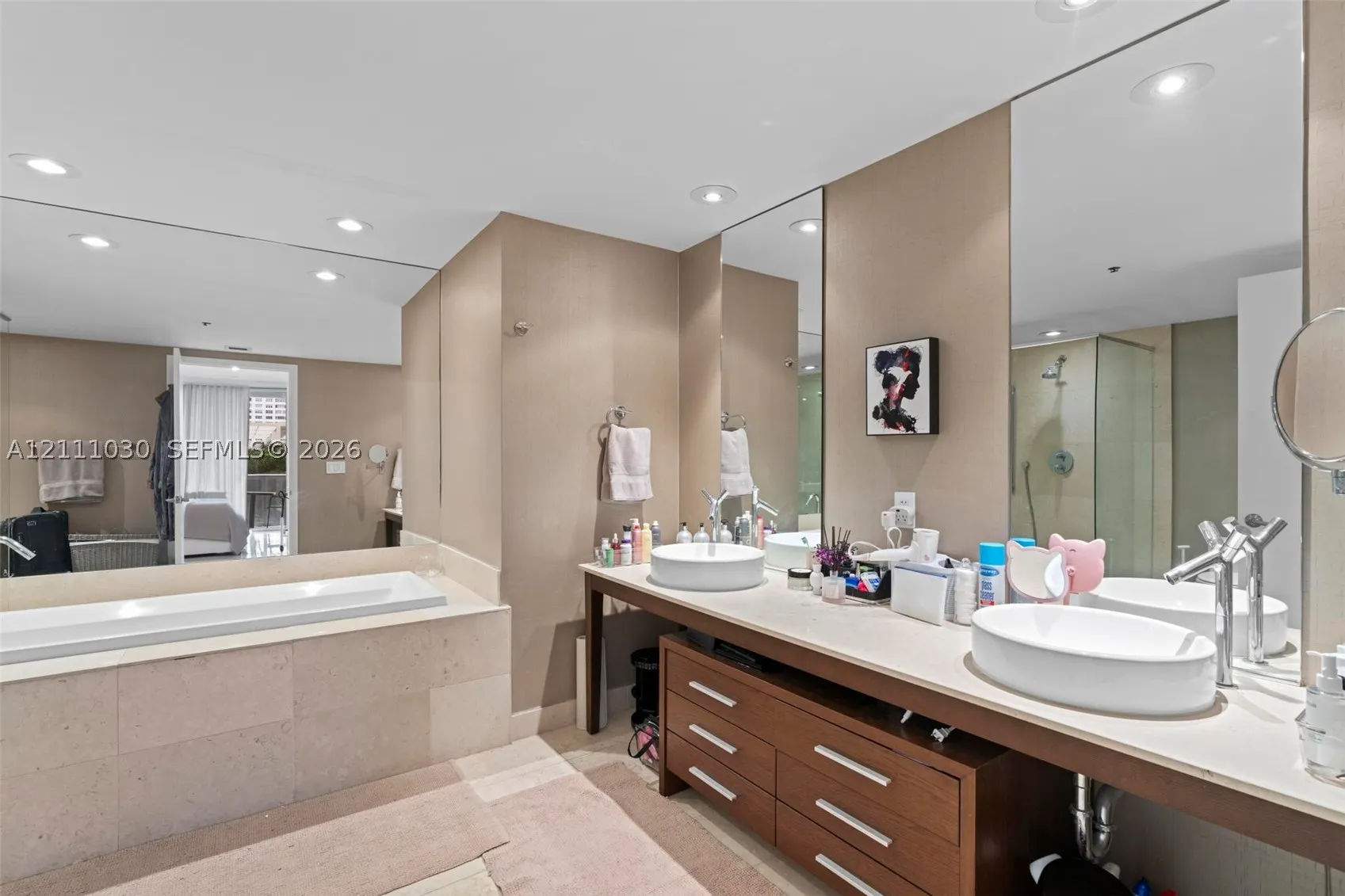 495 Brickell Ave #501