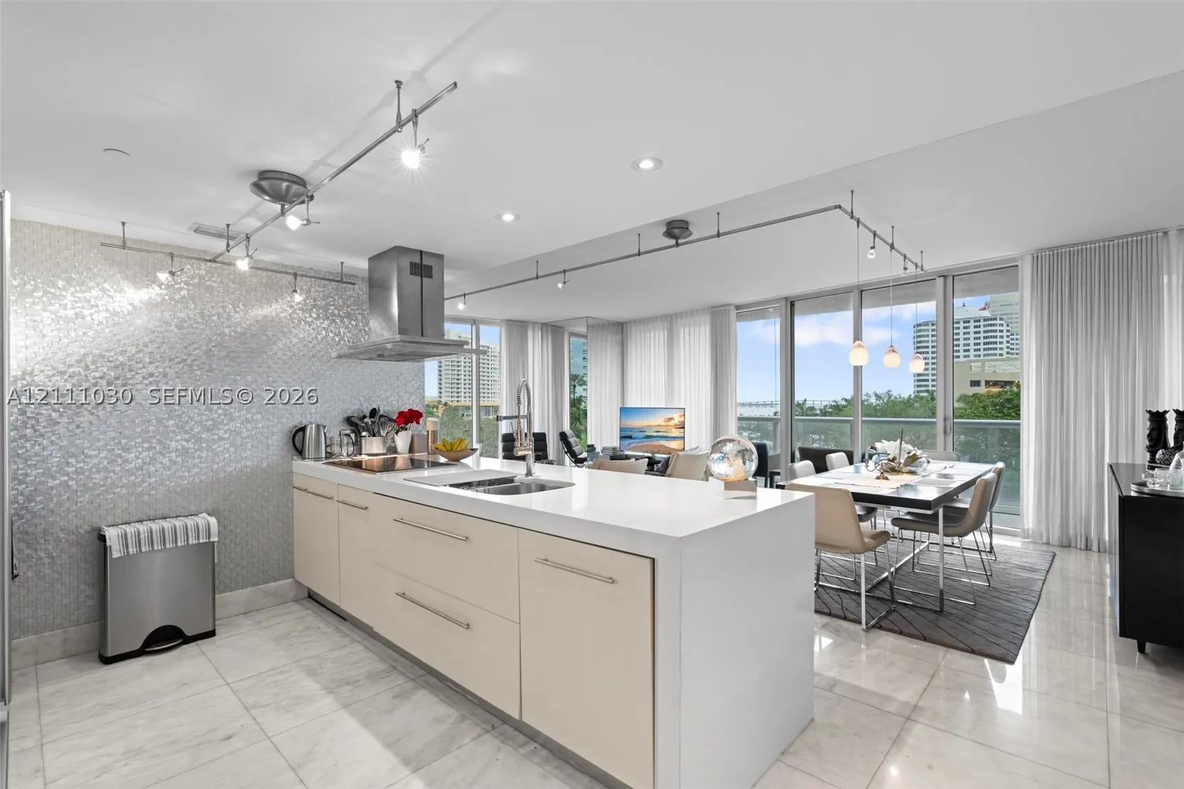 495 Brickell Ave #501