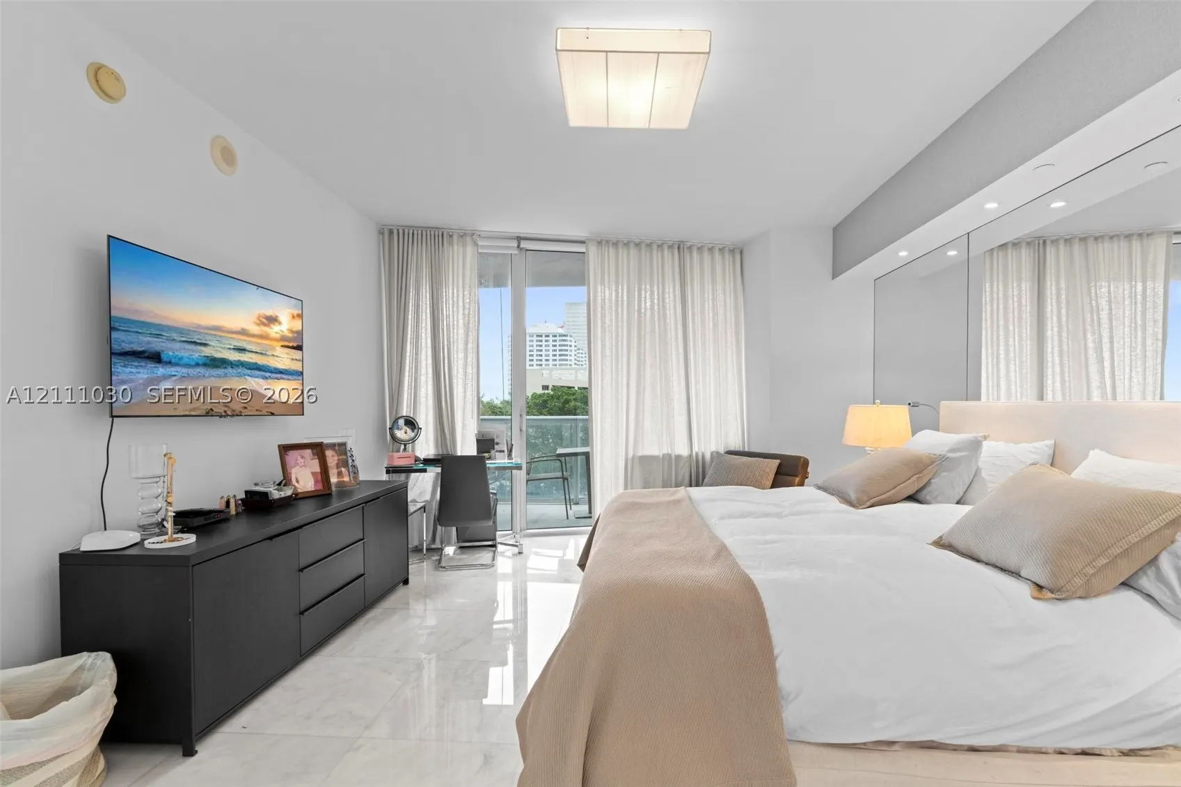 495 Brickell Ave #501