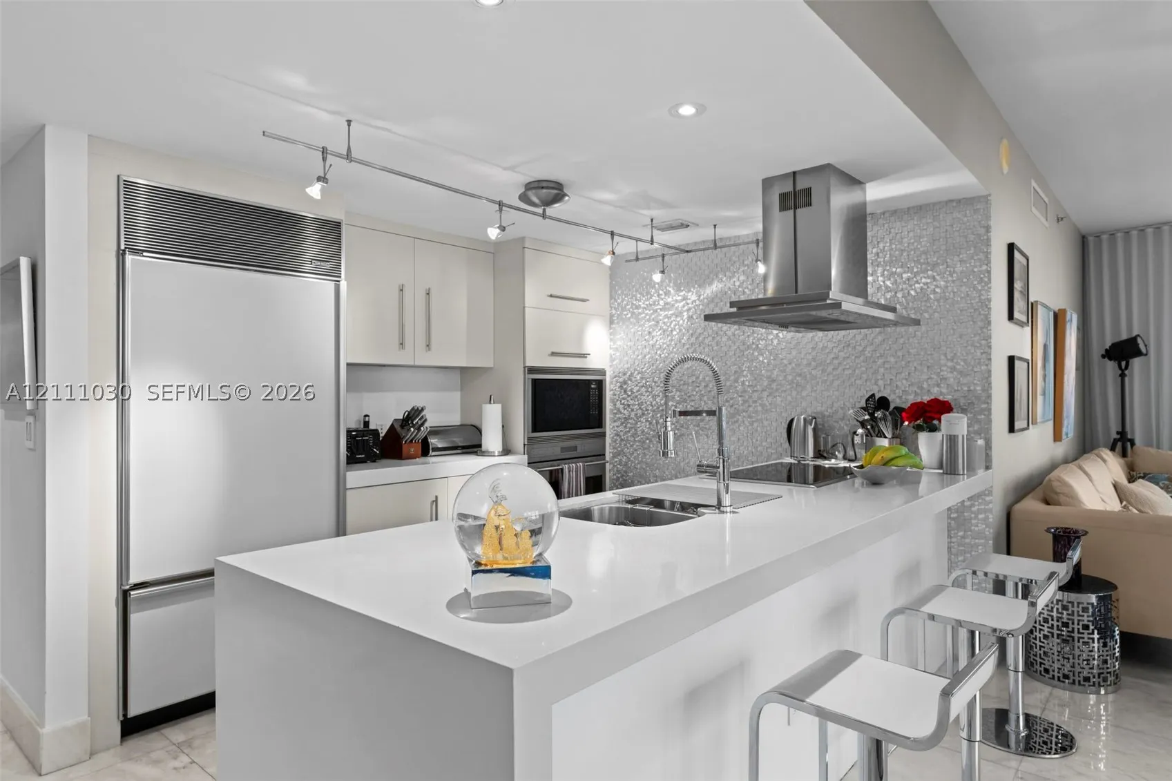 495 Brickell Ave #501