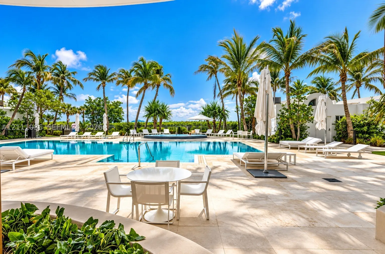 6365 Collins Ave #3811