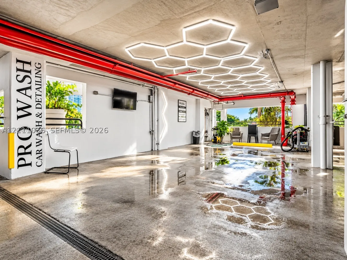 6365 Collins Ave #3811