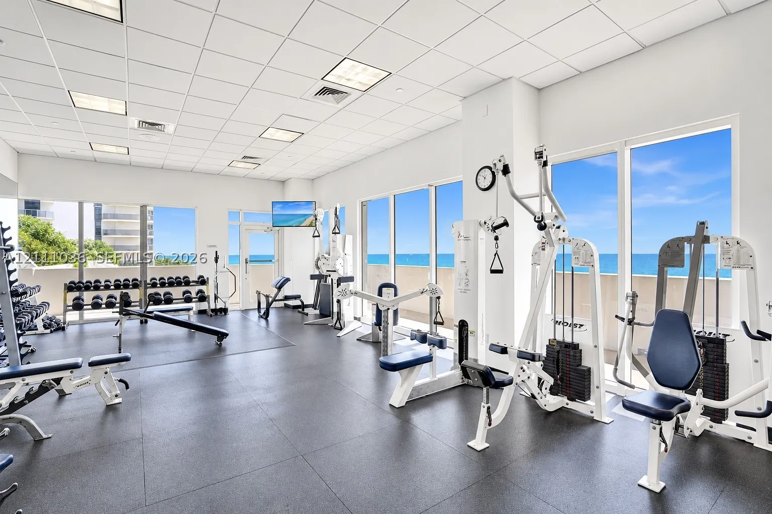 6365 Collins Ave #3811