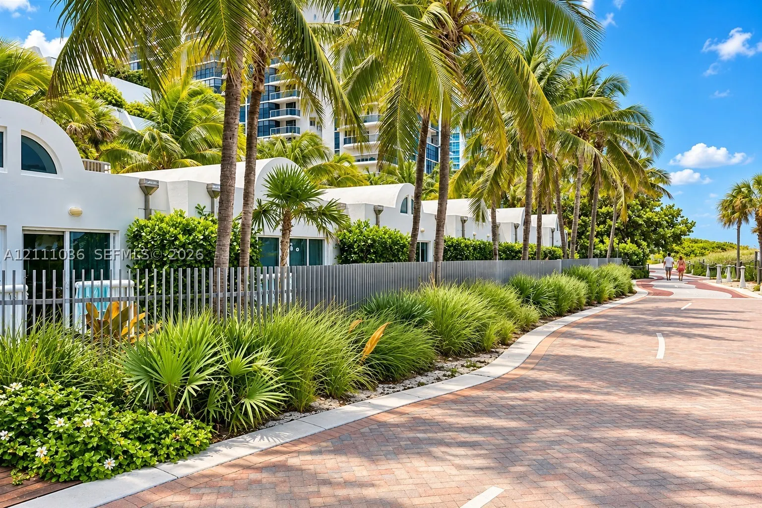 6365 Collins Ave #3811