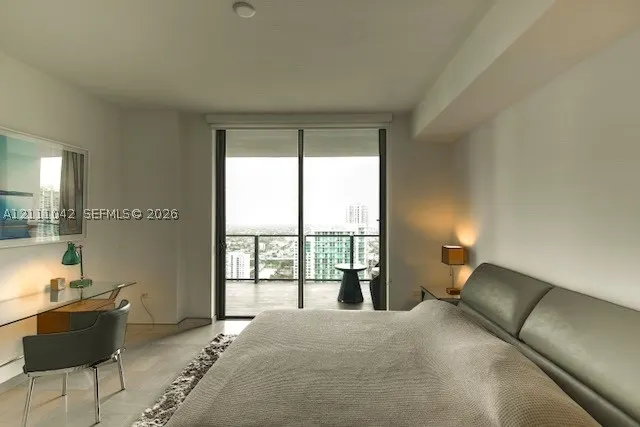 68 SE 6th St #3508