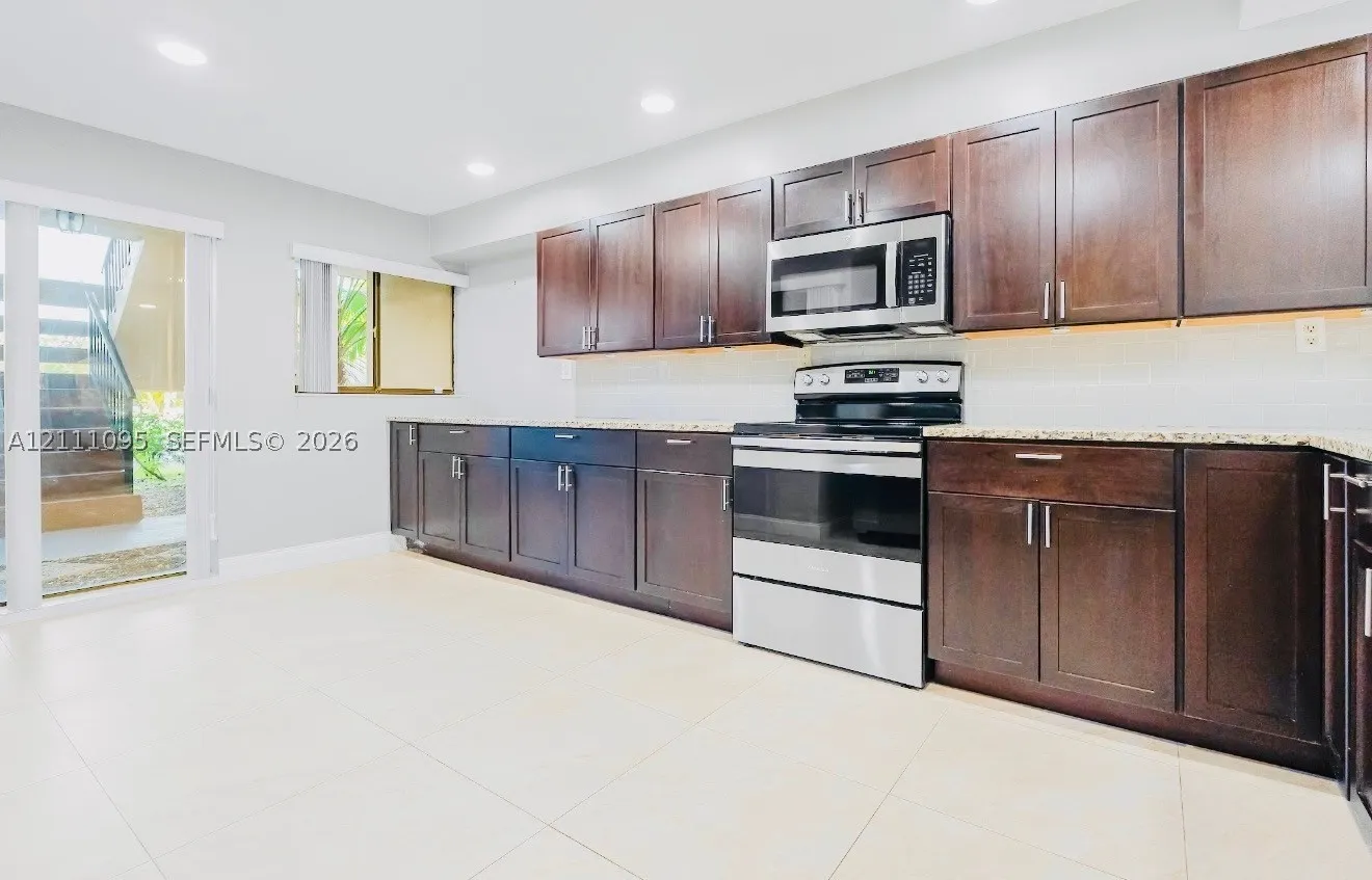 120 SW 96th Ter #104