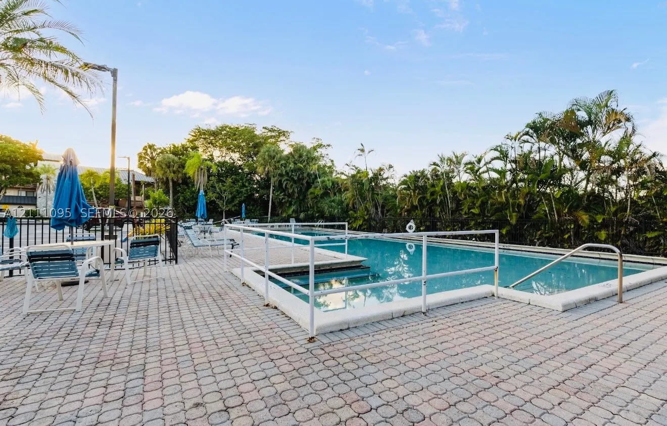 120 SW 96th Ter #104