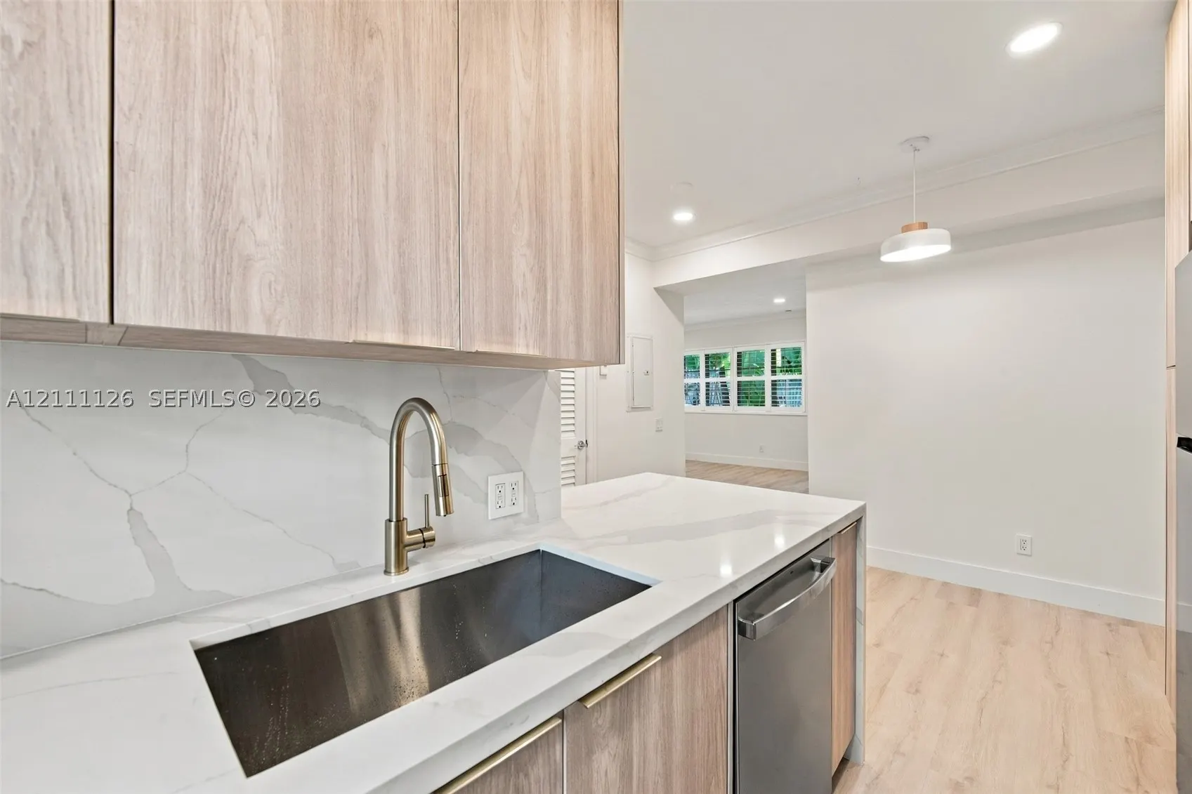 1551 Lenox Ave #6