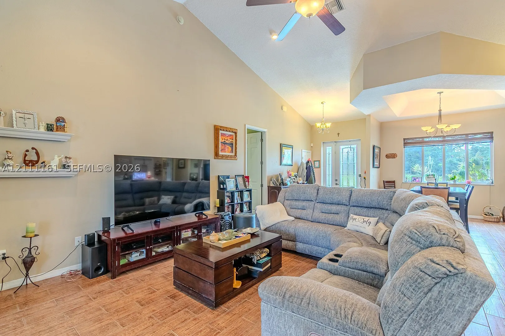 374 Parker St NE