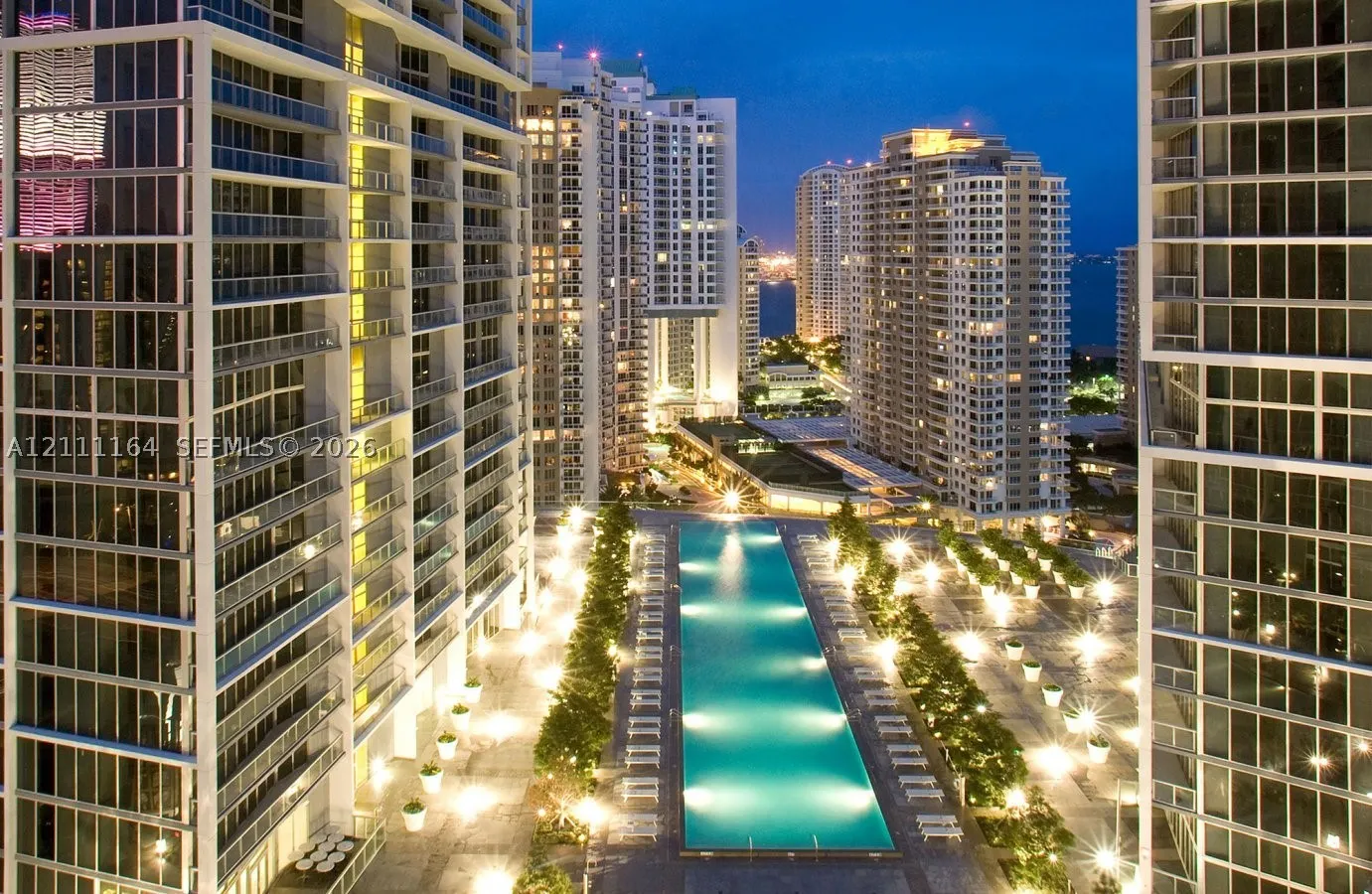 495 Brickell Ave #3507