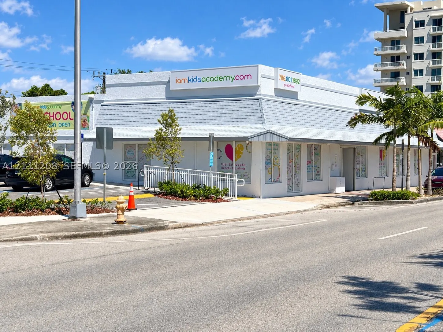 2460 SW 27th Ave