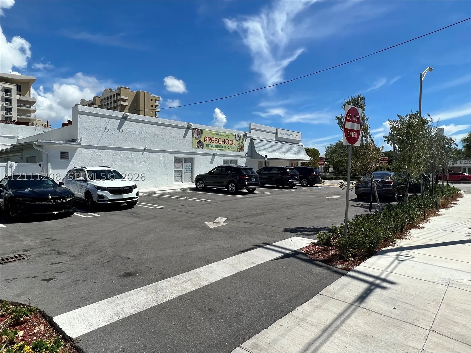 2460 SW 27th Ave