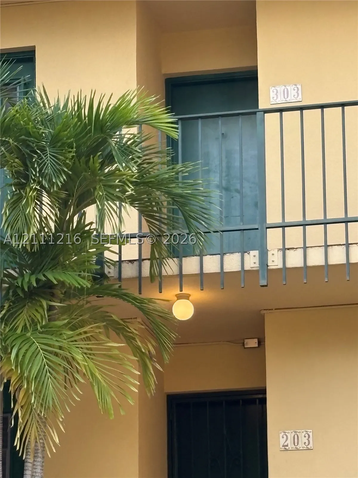 525 Coral Way #303