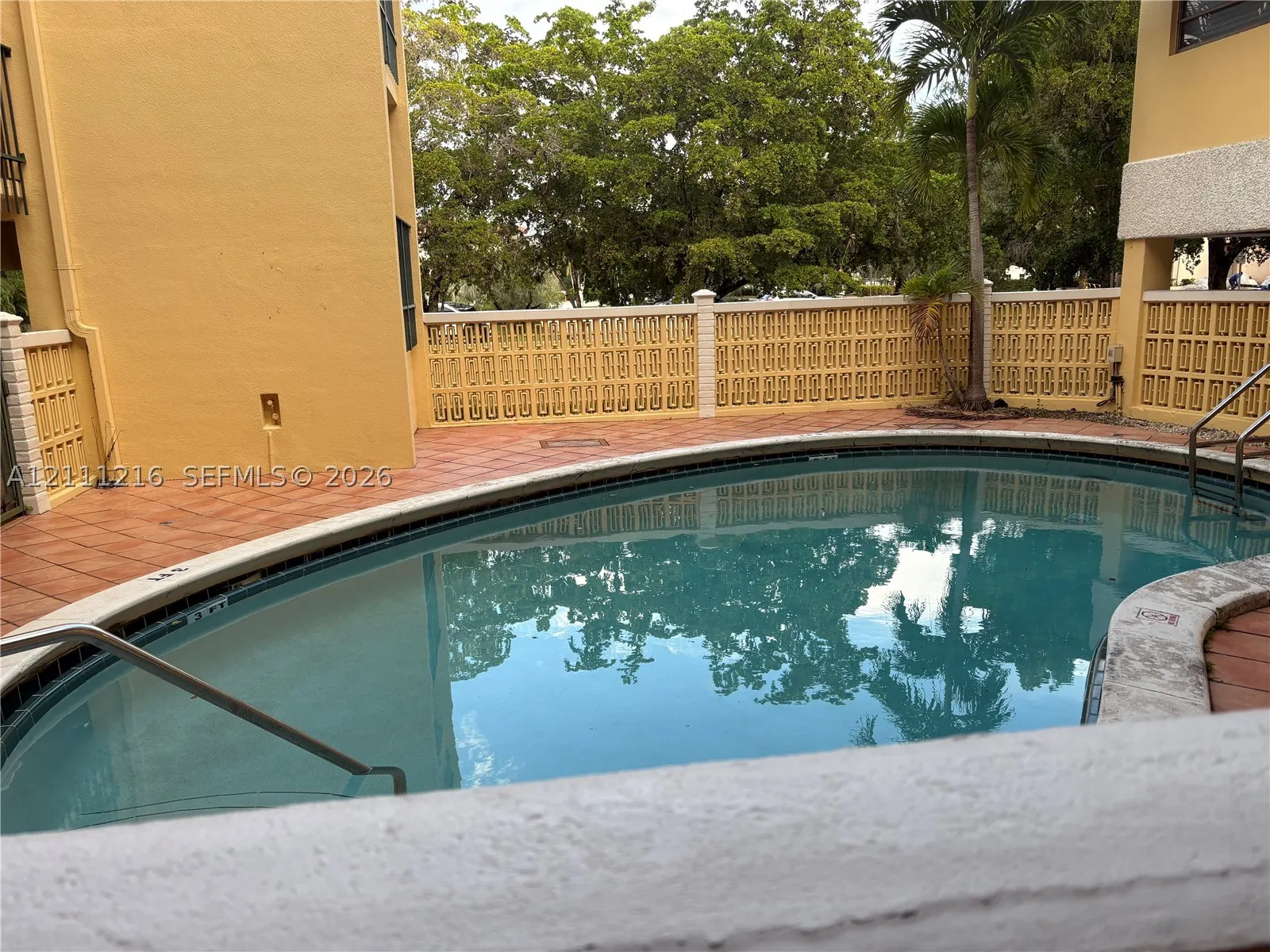 525 Coral Way #303