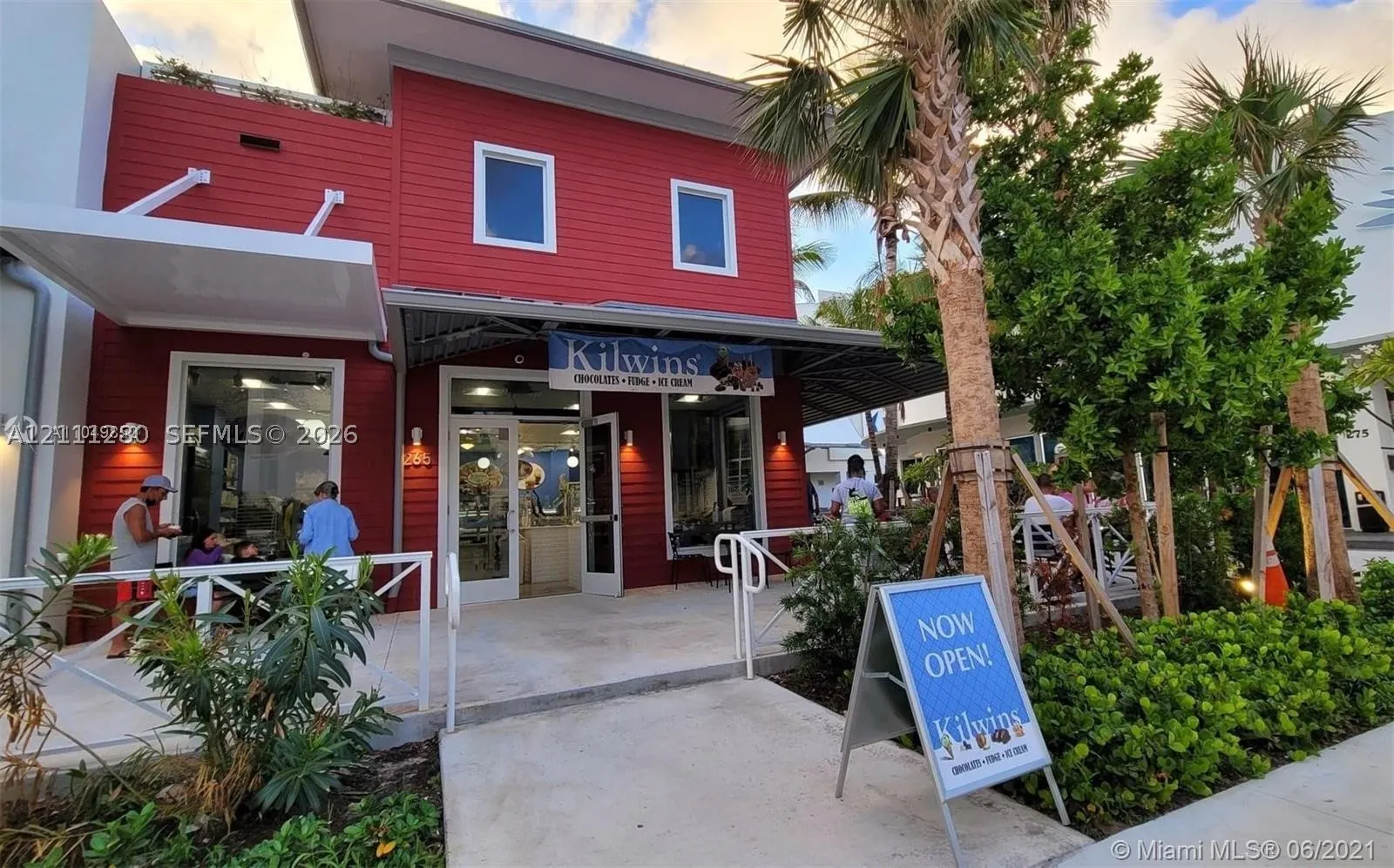 400 N Riverside Dr #305