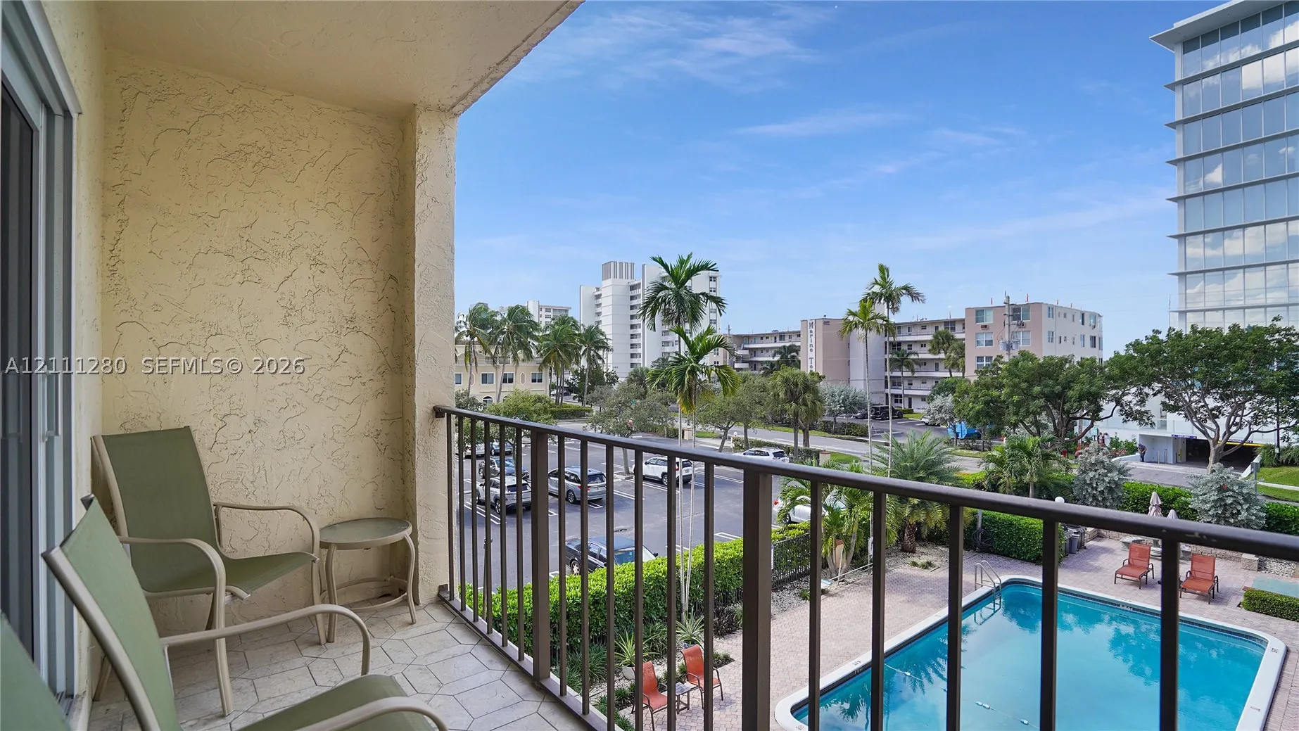 400 N Riverside Dr #305