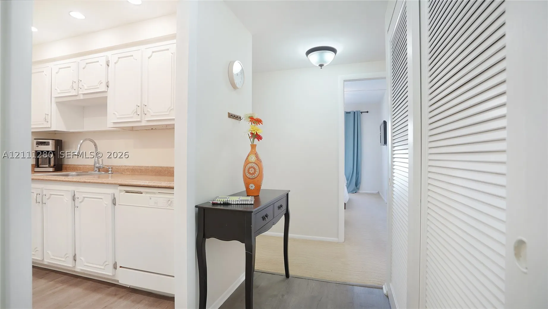 400 N Riverside Dr #305