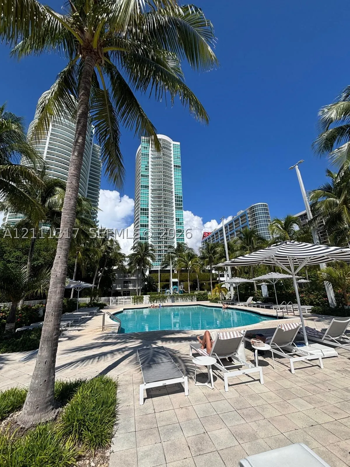 2101 Brickell Ave #711