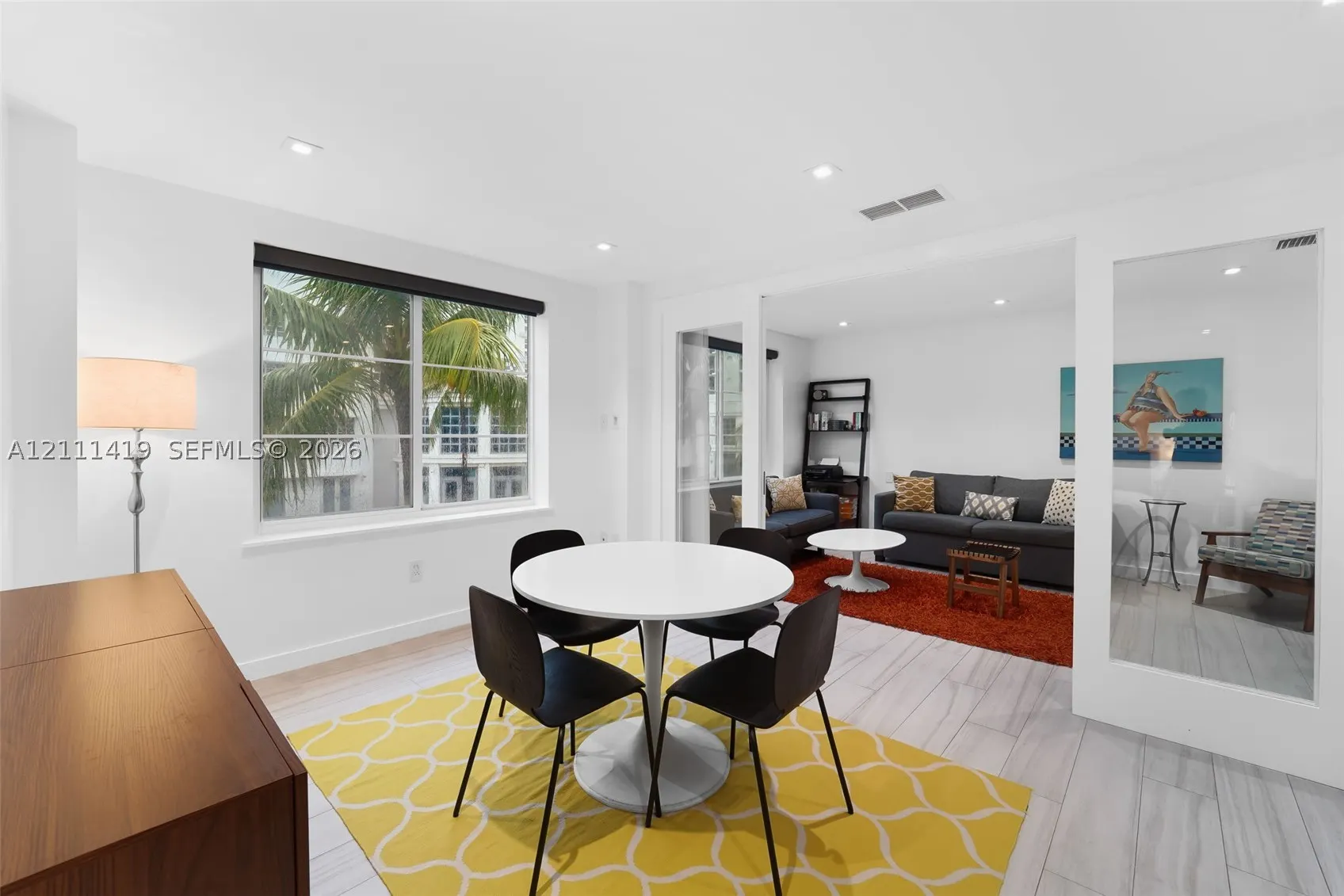 1460 Ocean Dr #307