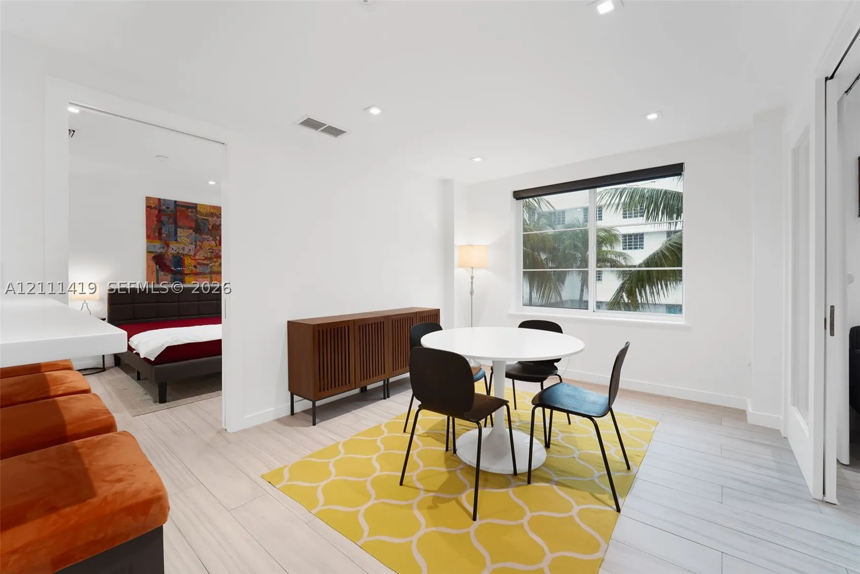 1460 Ocean Dr #307