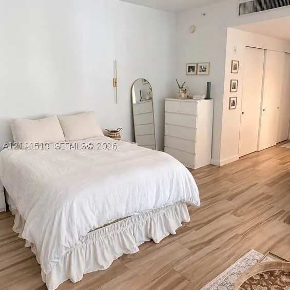 1125 West Ave #6