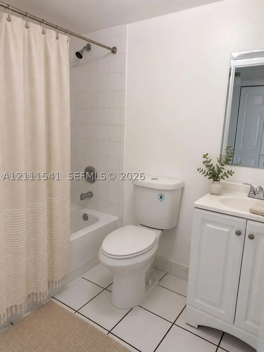 600 NW 32nd Pl #312