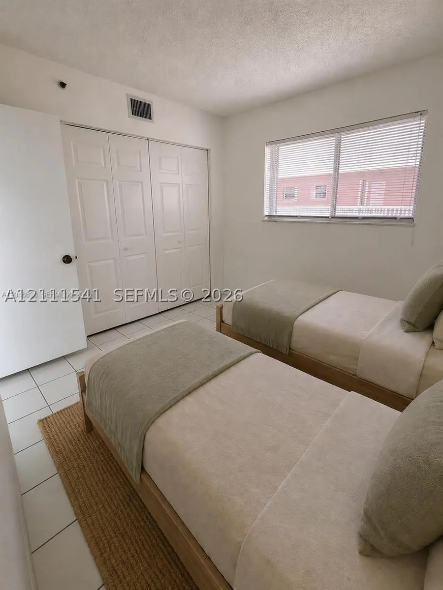 600 NW 32nd Pl #312