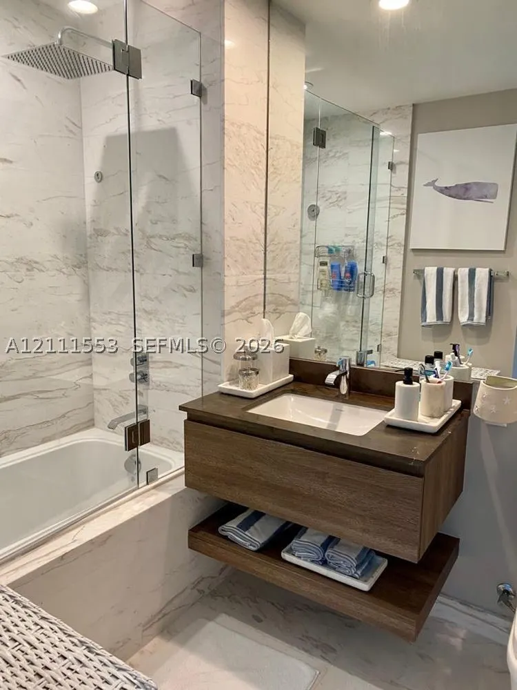 350 Ocean Dr #1204N