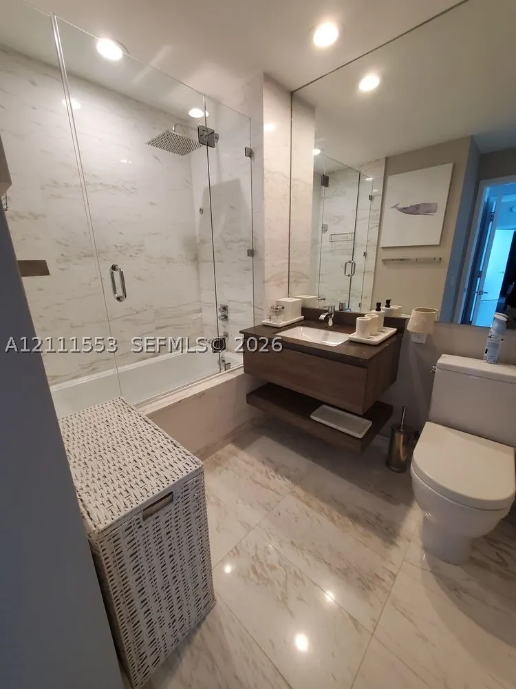 350 Ocean Dr #1204N