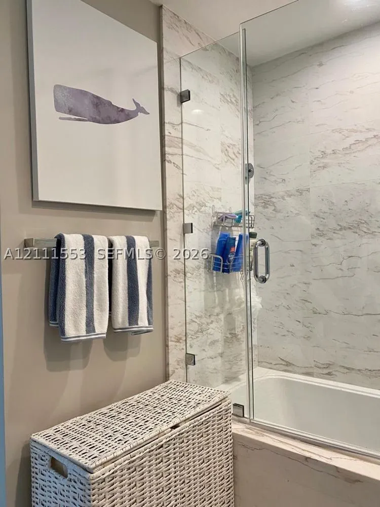 350 Ocean Dr #1204N