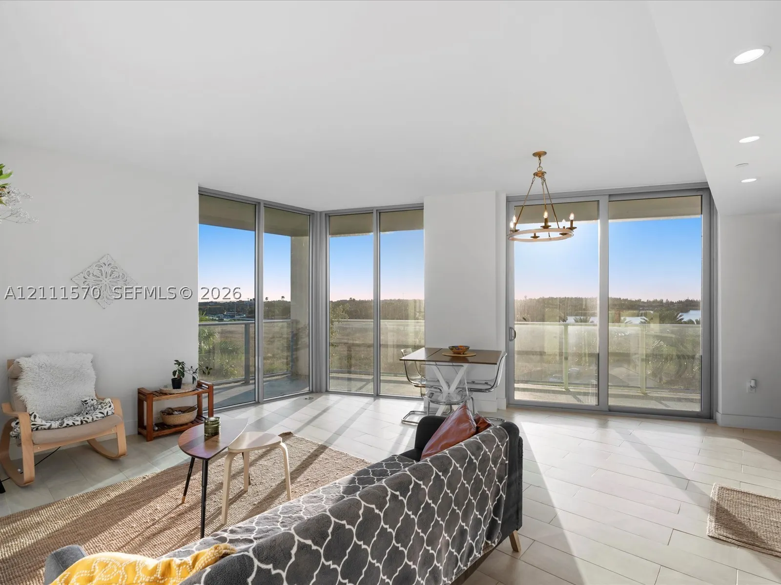 2000 Metropica Way #404