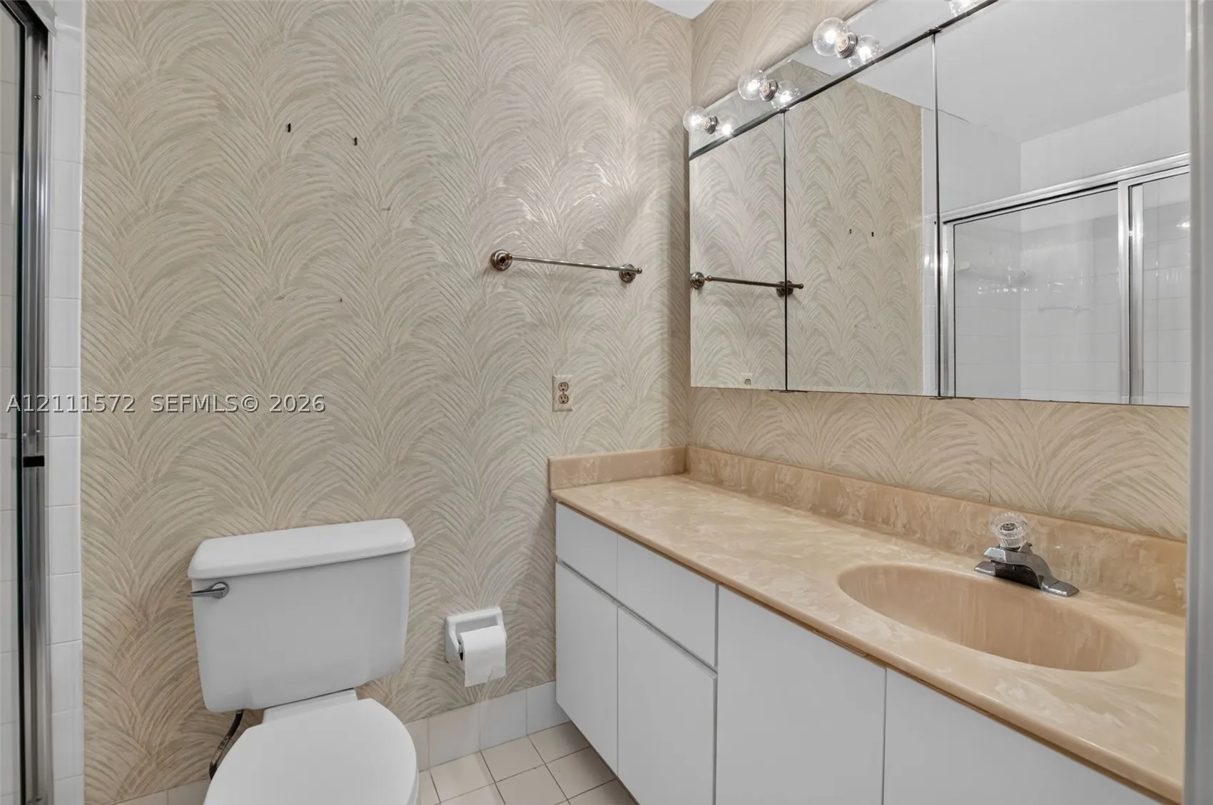 1010 E Circle Ter E #A