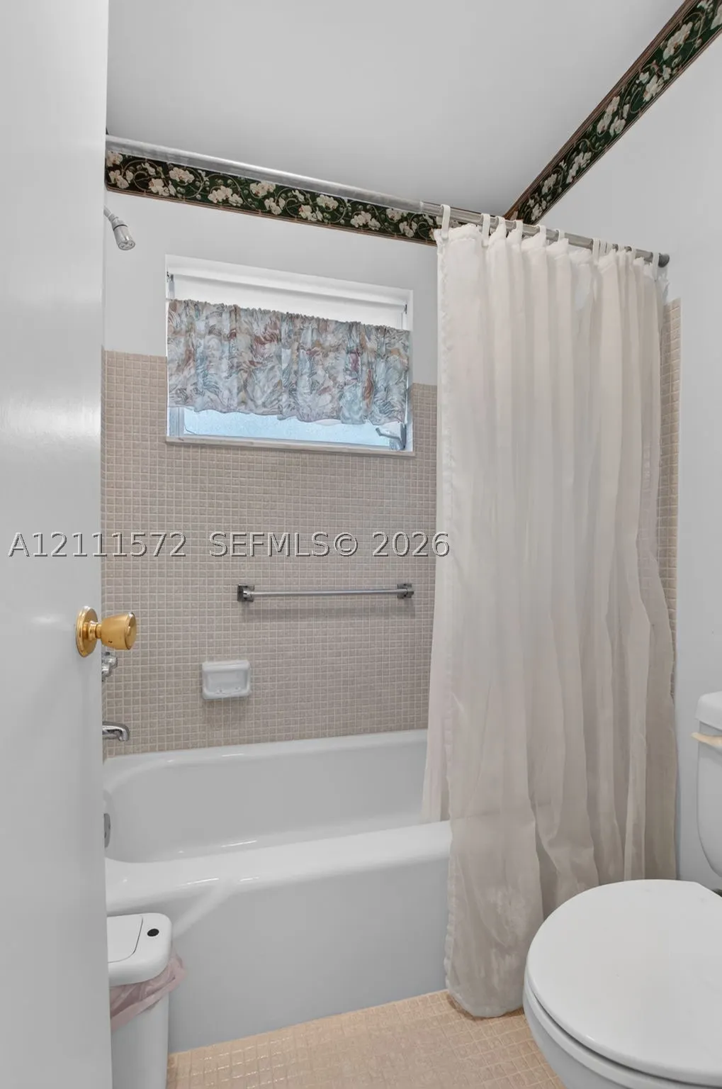 1010 E Circle Ter E #A