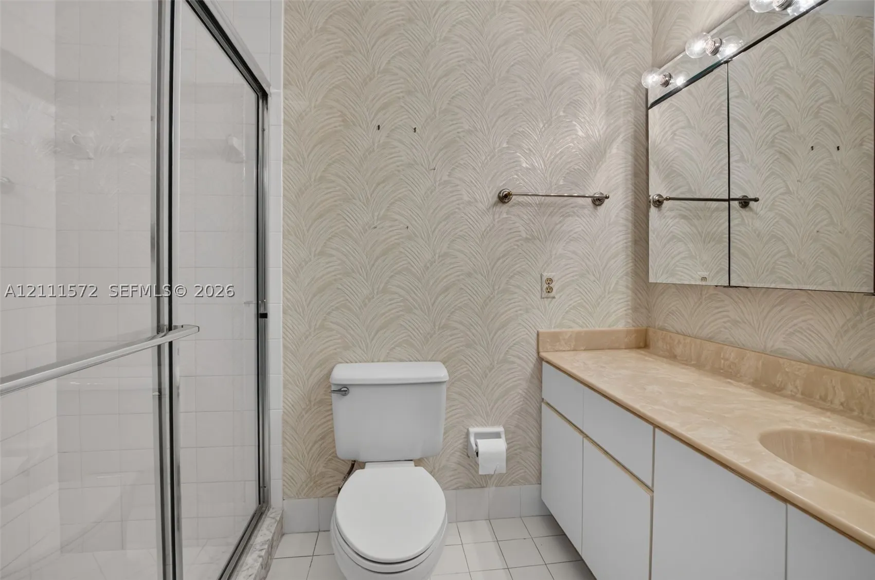 1010 E Circle Ter E #A