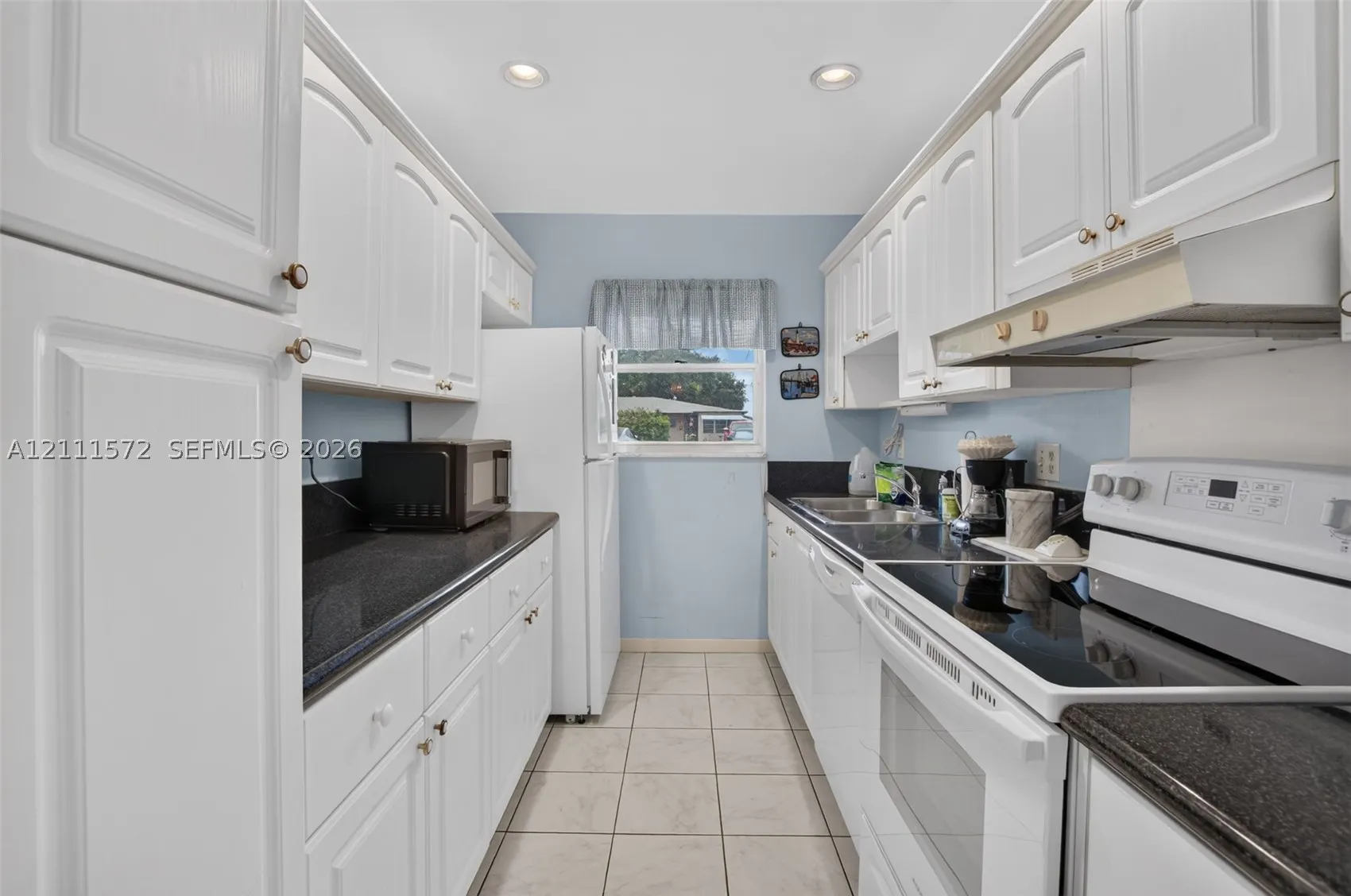 1010 E Circle Ter E #A