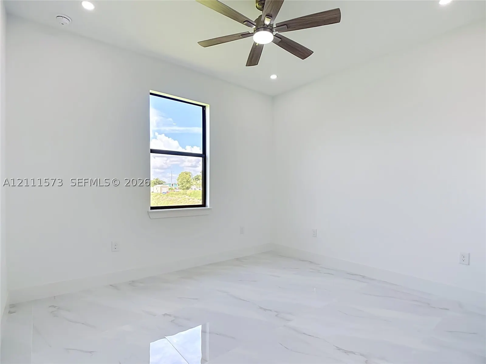 3813 SW 26th Street