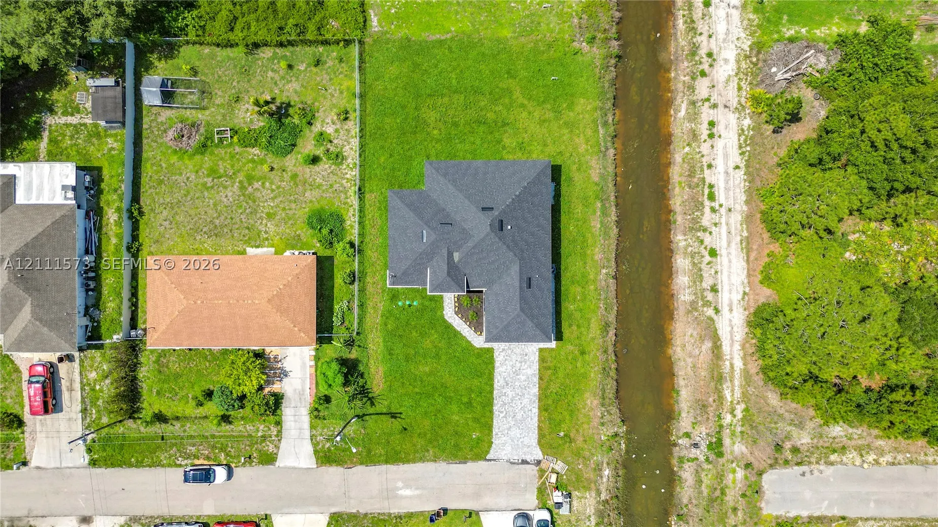 3813 SW 26th Street