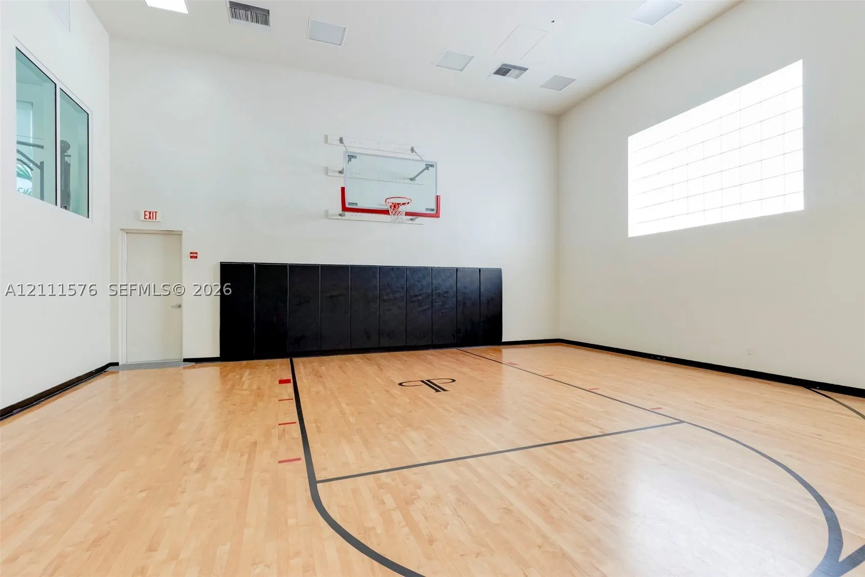 99 SE Mizner Blvd #821