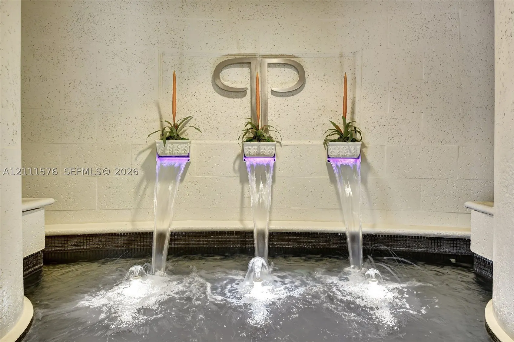 99 SE Mizner Blvd #821