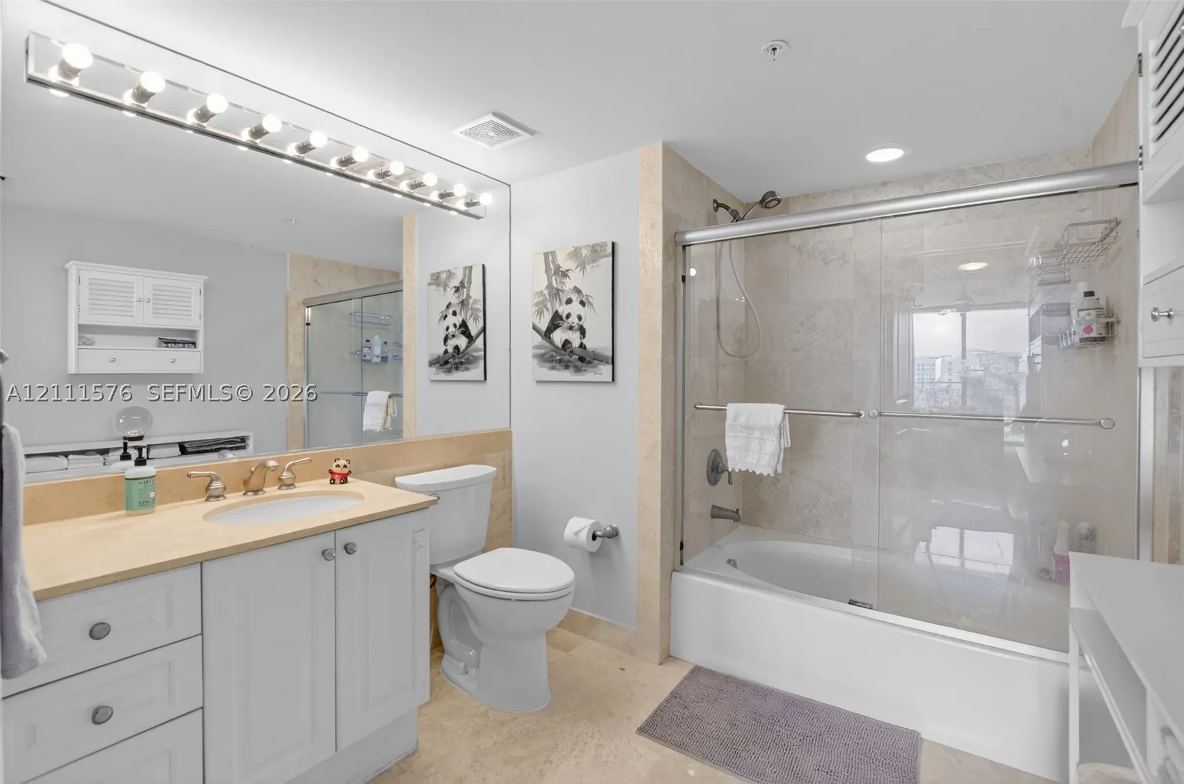 99 SE Mizner Blvd #821