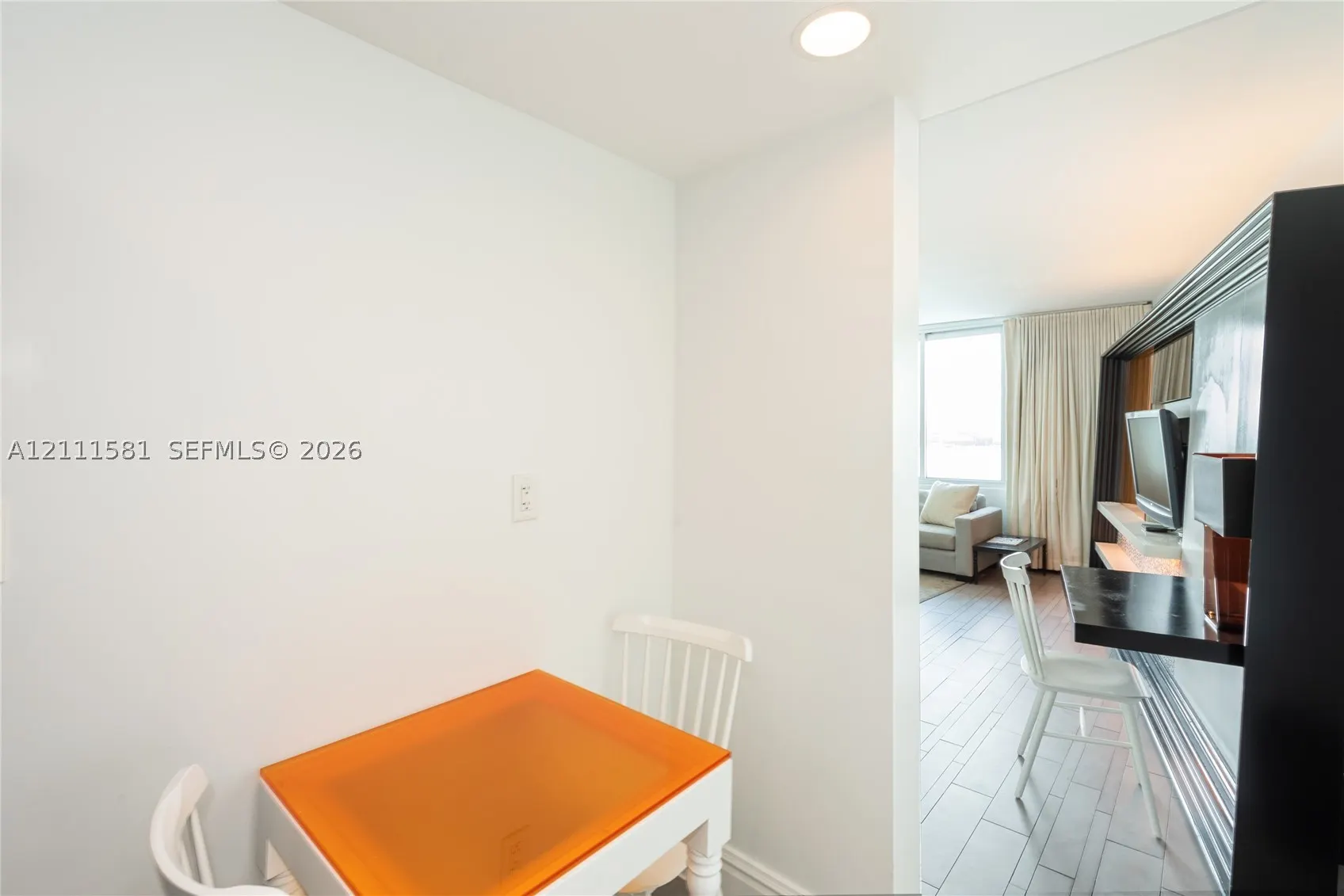 1100 West Ave #506