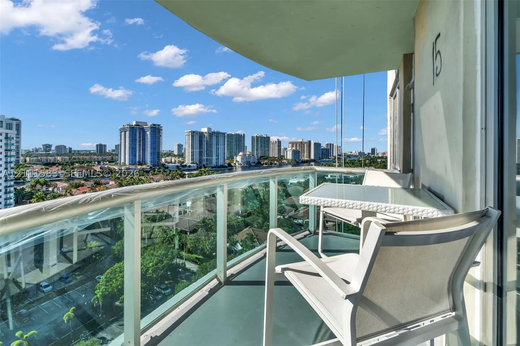 19370 Collins Ave #1516