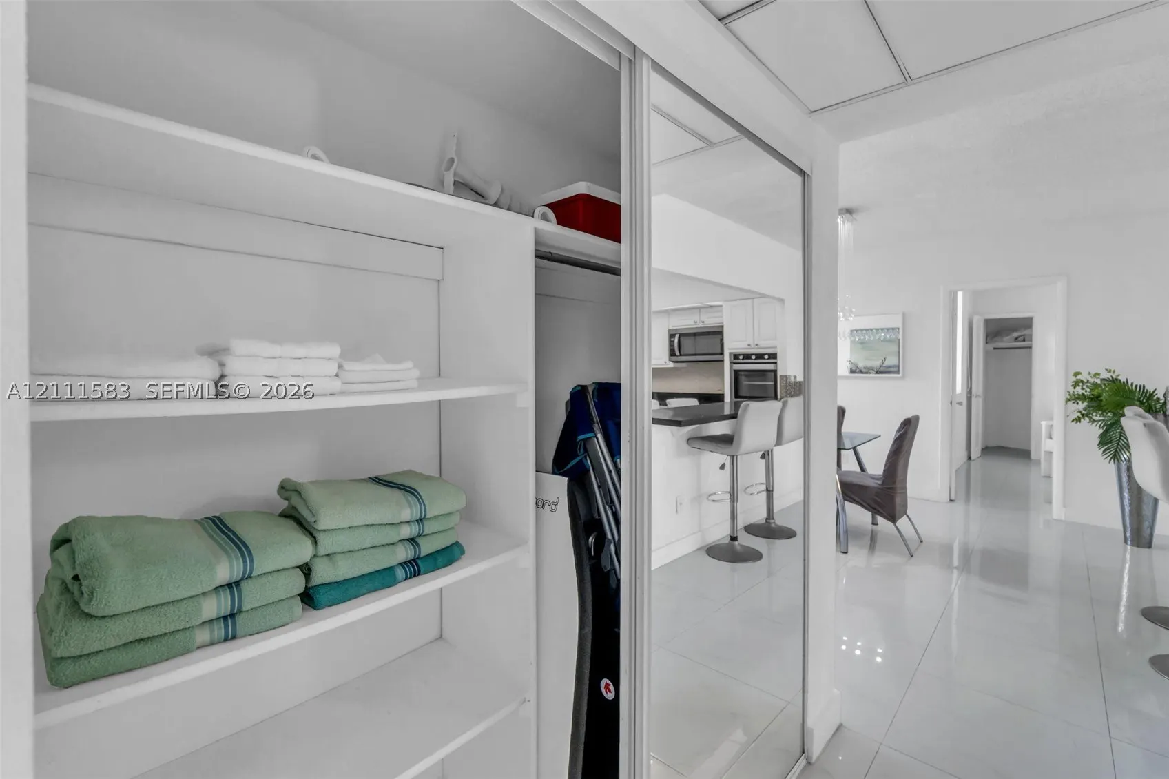 19370 Collins Ave #1516
