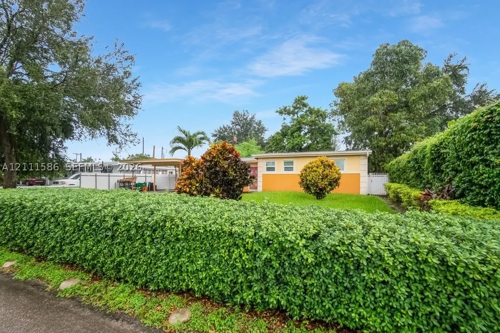 20431 NE 14th Ct