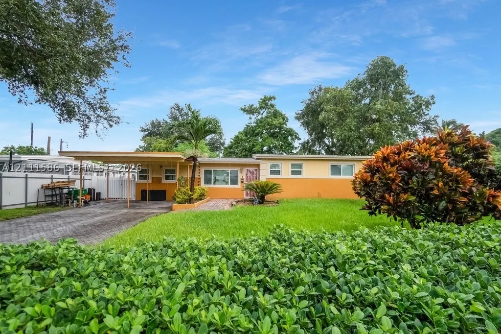 20431 NE 14th Ct